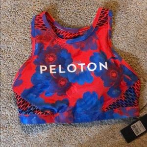 Peloton sports bra size small